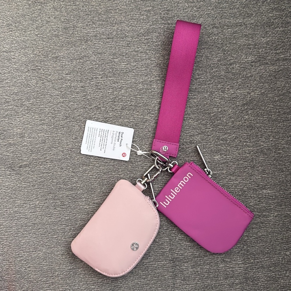 NWT LULULEMON DUAL POUCH WRISTLET Pow Pink Tone/Flush Pink OS